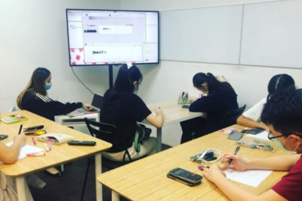 4 Ways Primary Tuition and Enrichment Classes in Singapore Support Academic Excellence